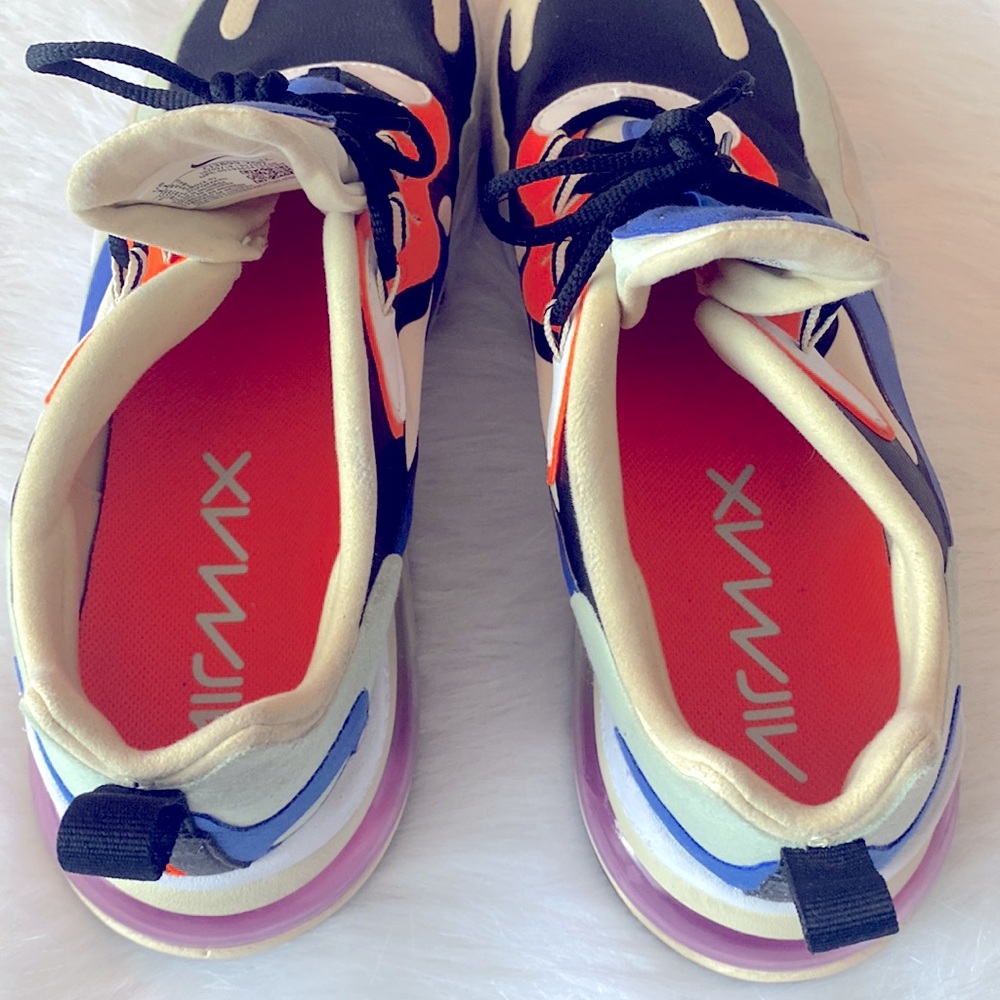 Nike Air Max 270 React, Women’s Size 11 - Picture 4 of 13